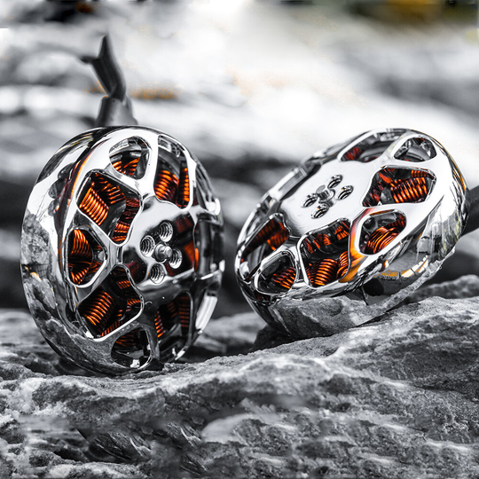 Flywoo NIN 2303.5 1750KV 5-6S / 3000KV 3-4S Ultralight Borstlös motor för Long Range Freestyle RC Drone FPV Racing